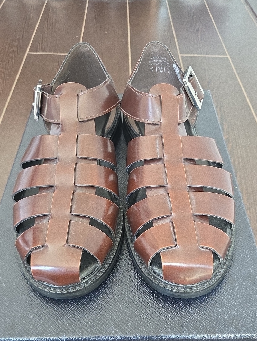 Call It Spring Men's Brown Leather Fisherman Sandals with Buckle Fits Size 8US